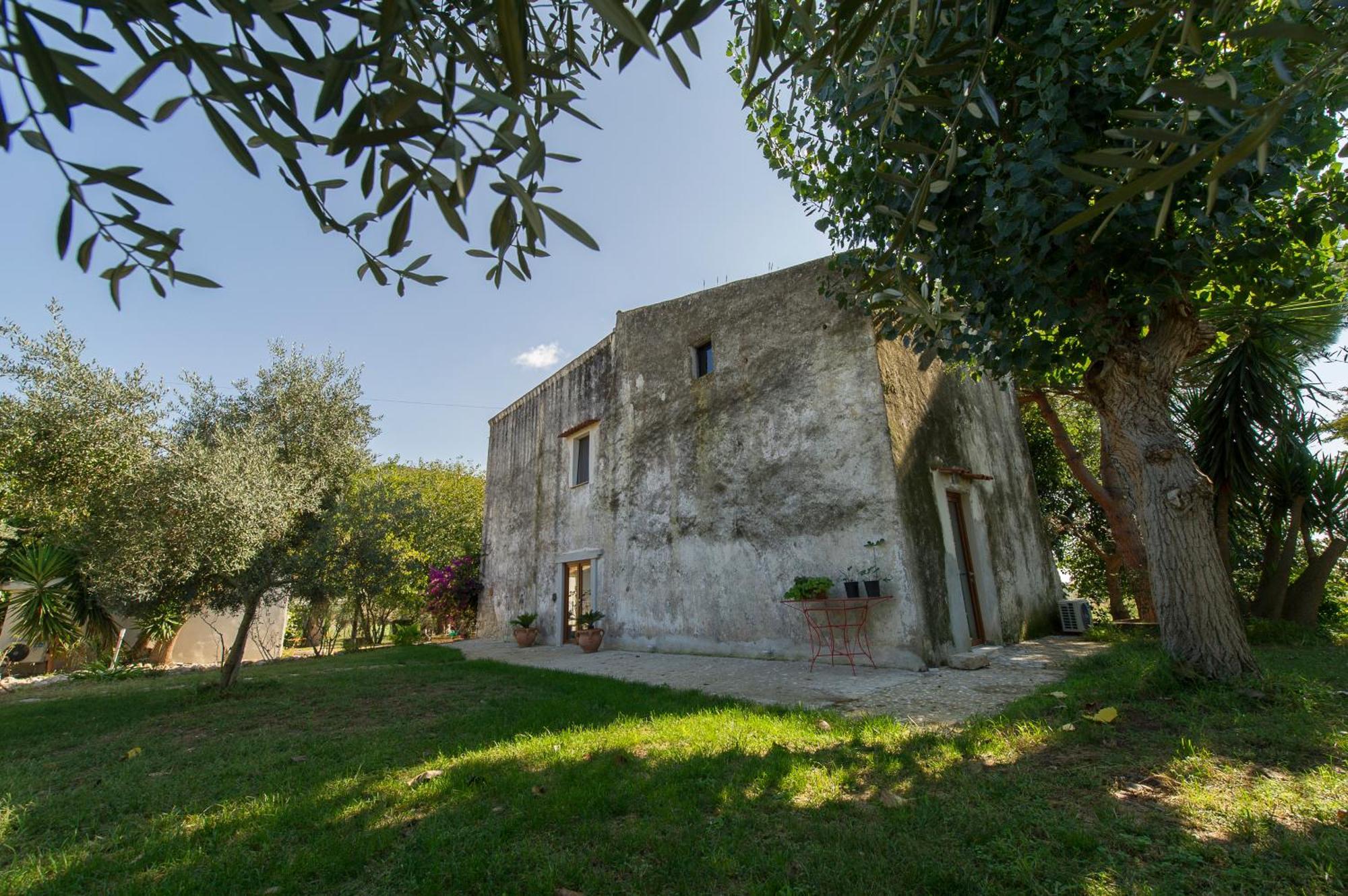 Agriturismo Masseria Pozzo สแปร์ลองกา ภายนอก รูปภาพ
