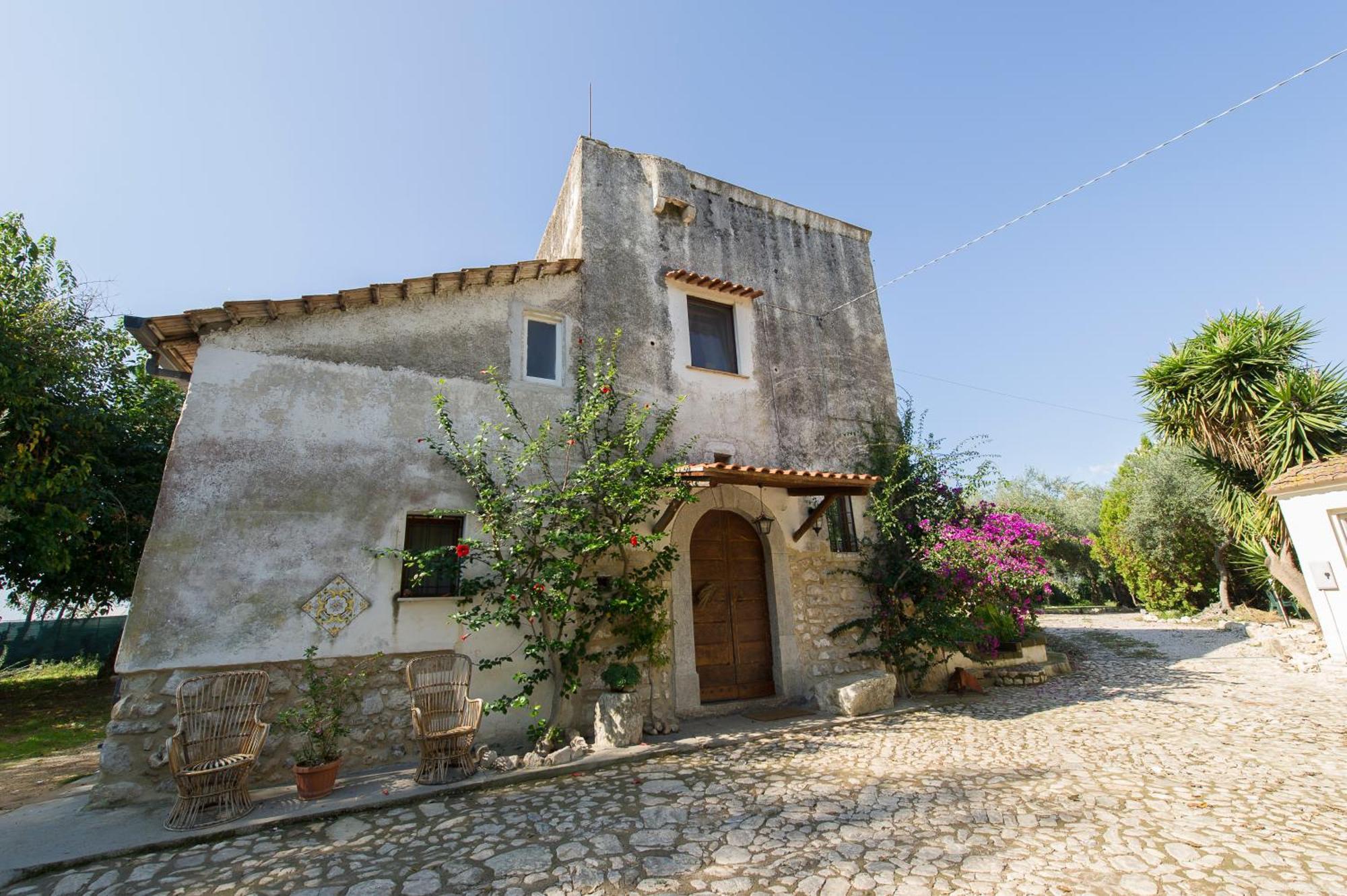 Agriturismo Masseria Pozzo สแปร์ลองกา ภายนอก รูปภาพ